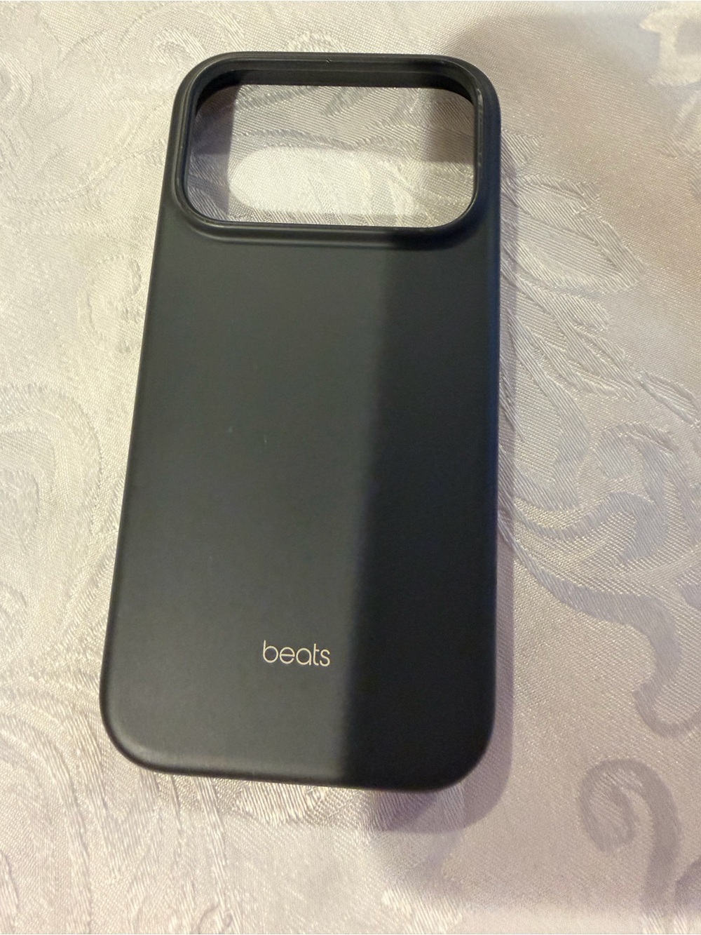 Brand New Beats iPhone 17 Pro MagSafe Case – Never Used
